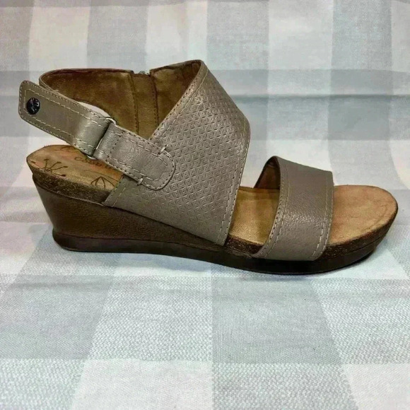 Cobb Hill Shonna Slingback tan leather wedge sandals women’s size 9.5 (EUR 41) - Picture 3 of 10